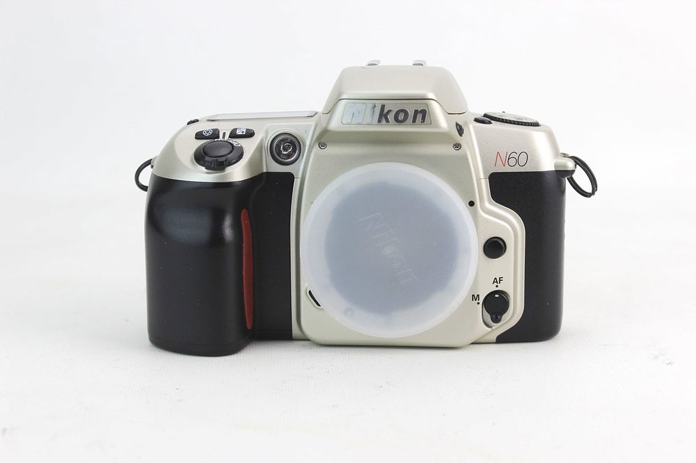 Lot 660: Nikon N60 35mm SLR Camera (Body)