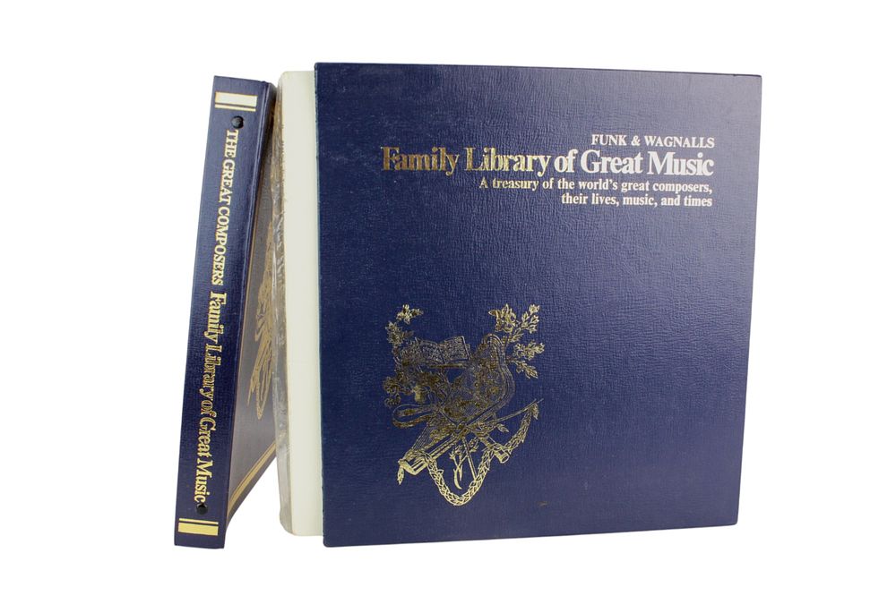 Lot 1: Funk & Wagnalls Family Library of Great Music