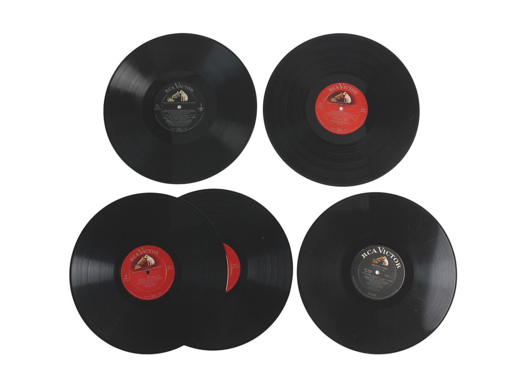 Lot 51: 5 RCA Victor LPs – Classical & Pop Showcase