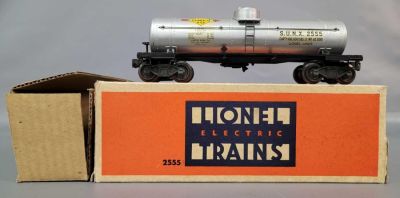Postwar Lionel O gauge 2555 Sunoco tank car in original box with insert, C7. Early production 