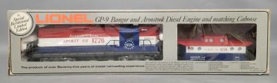 Lionel O gauge 8665 GP-9 Bangor and Aroostook Diesel and caboose in original box. GP-9 looks to 