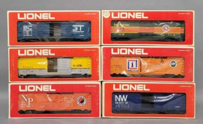 Six Lionel O gauge mixed box cars in original boxes. Includes 9739 Denver Rio Grande box car 