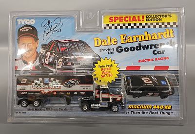Tyco Magnum 440-X2 Dale Earnhardt Goodwrench Chevy Racing Team on Card. Tyco Magnum 440-X2 Dale 