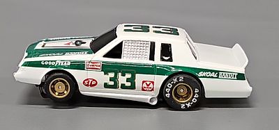 Tyco HO Skoal Bandit Harry Gant #33 Buick Slot Car. Tyco HO Skoal Bandit #33 Buick Grand 