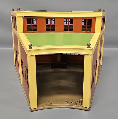 T-Reproductions Lionel 444 Roundouse, it has been displayed and is C6-7 as seen in the photos 