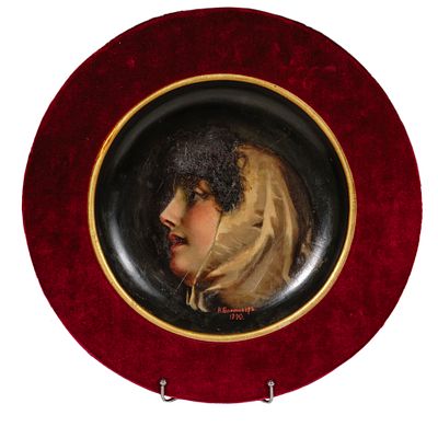 Адольф Бёттихер. Женский портрет. 1890. Живопись на тарелке из папье-маше. В раме обтянутой 