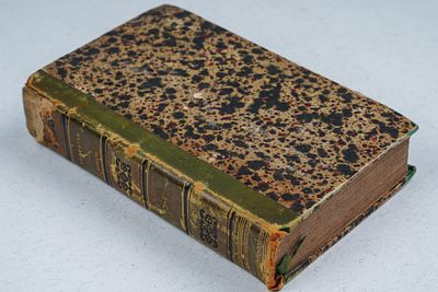 Voltaire F. M. A. Romans de Voltaire. Tome troisieme. Paris: Libraire de lecointe, 1830. 280 