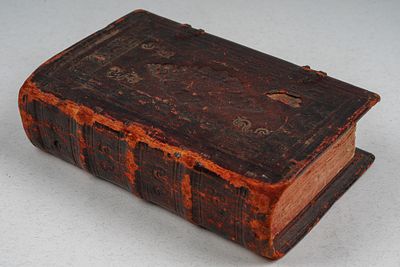 Устав со святцами, о постах, о праздника, о домашней молитве... СПб: Старопоморсская 