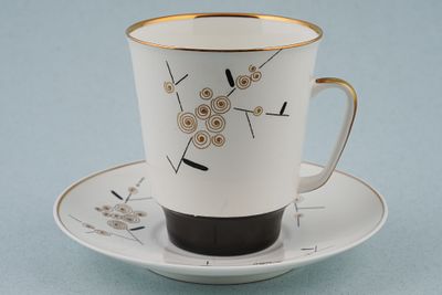 Кофейная пара. СССР, Ленинградский фарфоровый завод (ЛФЗ). 1980-1990-е. Костяной фарфор 