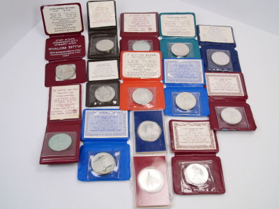Lot of 14 Israeli offical coins, 900 silver, total weight: 364 grams. 14 coins, 900 silver, each 