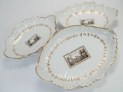 Richard Ginori Pittoria FIESOLE leaf shaped shallow dish. 3 Porcelain dishes