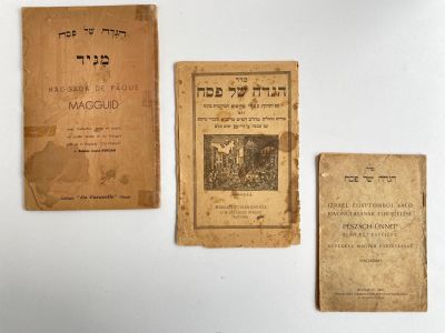 Lot of Haggadot in Foreign Languages. 1. Haggadah in Hebrew and Hungarian. Budapest 1907. 60 