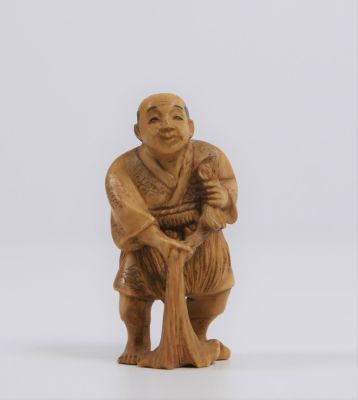 Ivory Netsuke . 5 cm, signed