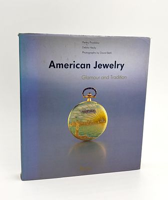 תכשיטים באמריקה - זוהר ומסורת. American Jewelry: Glamour and Tradition. 
New York: Rizzoli 
