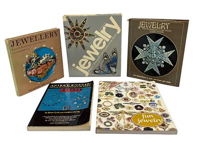 חמישה ספרים על תכשיטים - 1991-1965. 1. Jewelry: History &amp; Technique from the Egyptians to 