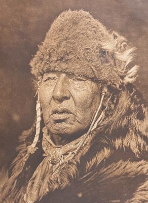 Edward Curtis, Folio - Apio-Mita ("White Dog") - Blood. 648. This moving photogravure in folio 