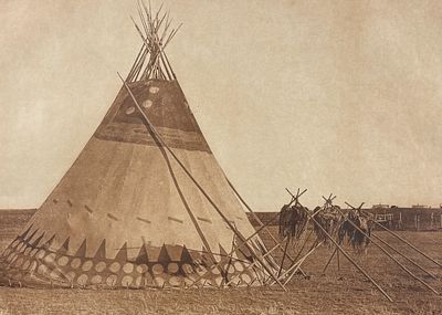 Edward Curtis, Folio - Lodge of the Horn Society - Blood. Curtis's description of the image: The 