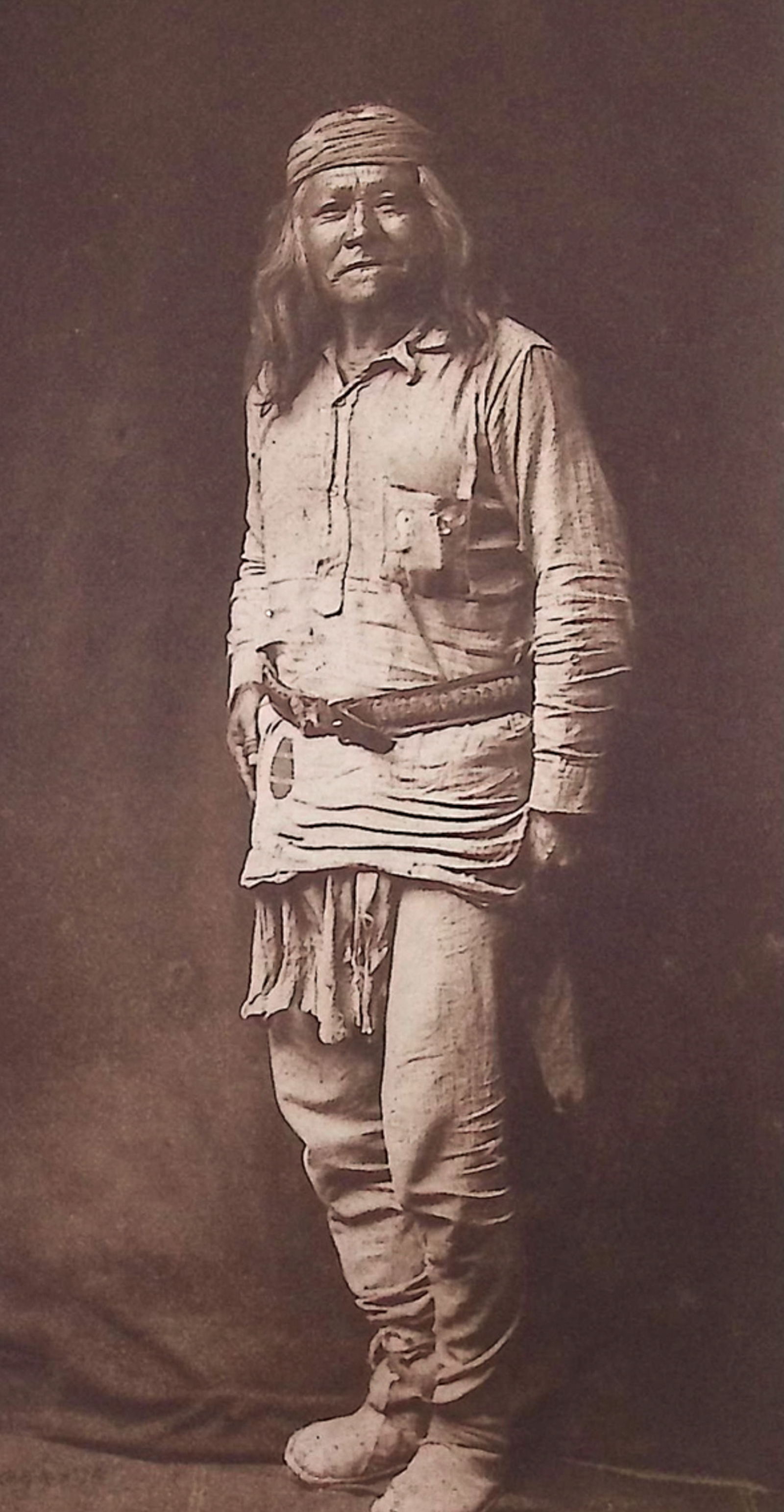 Edward Curtis - Typical Apache