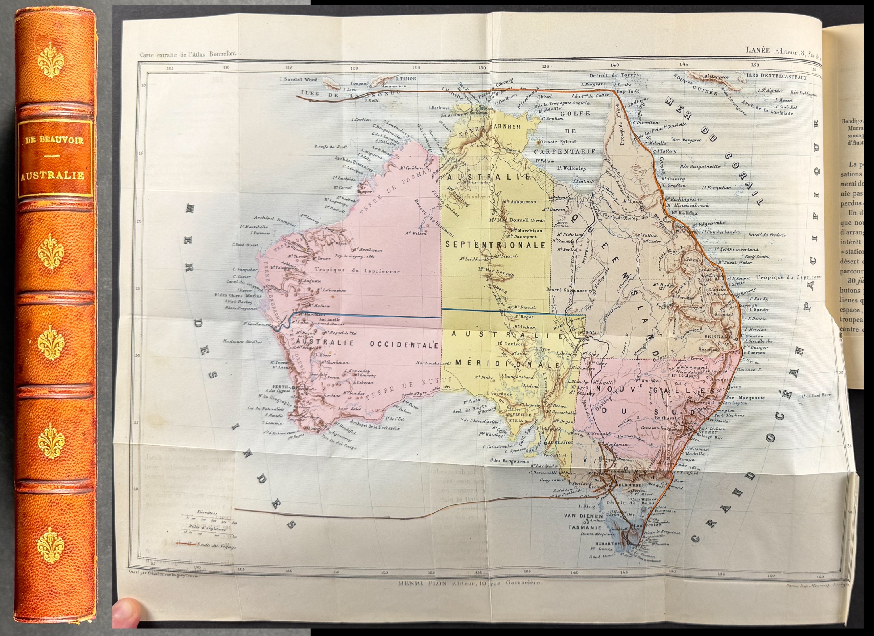 Beauvoir's Australia - Volume with 2 Maps & 2 Original Photographs