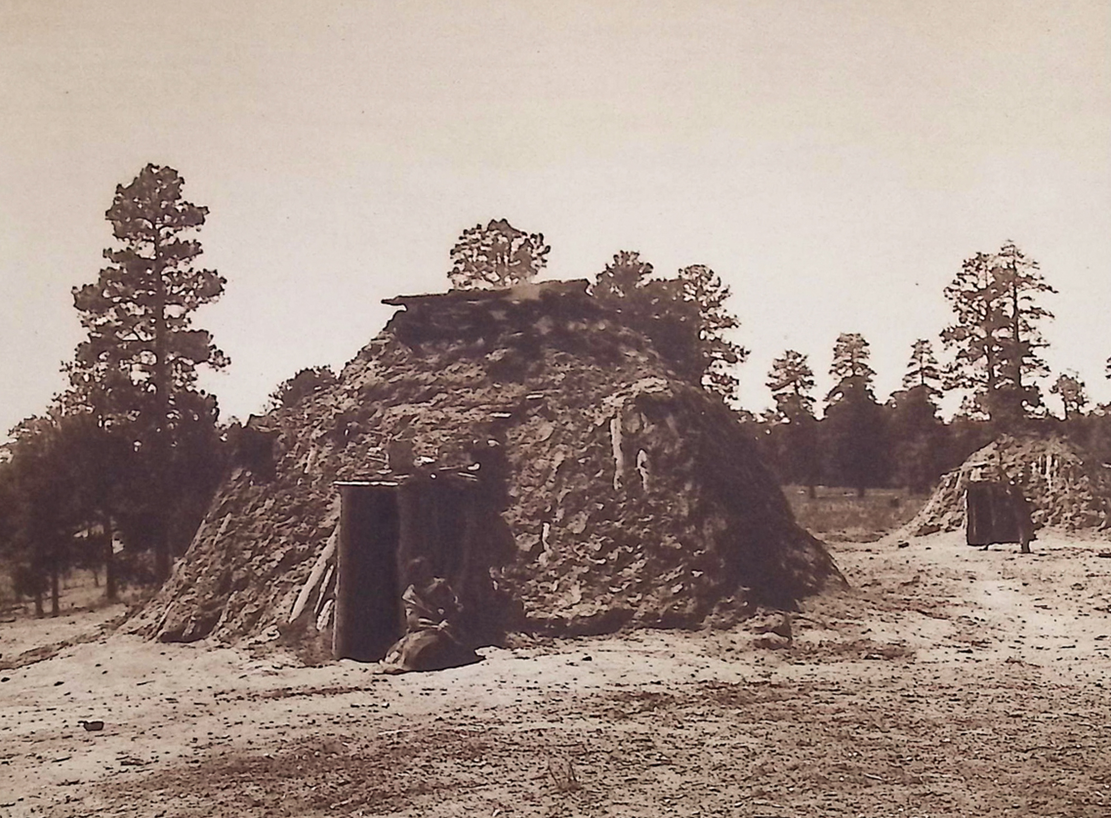 Edward Curtis - Navaho Hogan
