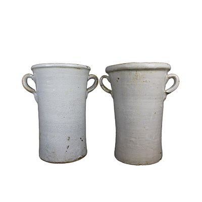 COPPIA VASI SPEZIALI - COPPIA VASI SPEZIALI in ceramica smaltata bianca di forma cilindrica con 