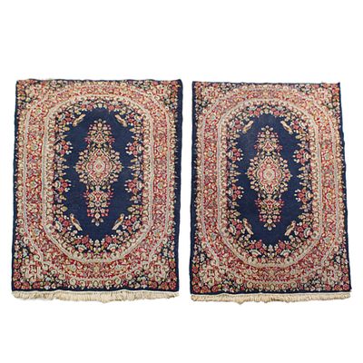 COPPIA DI TAPPETI PERSIANI - COPPIA DI TAPPETI PERSIANI annodati a mano fondo blu con ricco decoro 