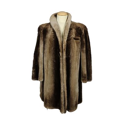 PELLICCIA DI LAPIN RASATO - PELLICCIA DI LAPIN RASATO marrone chiaro con sfumature pi&ugrave;' 