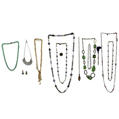 SCATOLA - SCATOLA con ampia selezione di bigiotteria varia XX /XXI sec misure varie