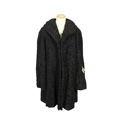 CAPPOTTO IN PERSIANER NERO(ASTRAKAN) MODELLO SARTORIALE MODERNO - CAPPOTTO IN PERSIANER 