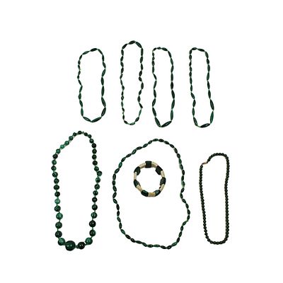 LOTTO COMPOSTO DA OGGETTI VARI - LOTTO COMPOSTO DA 7 collane e 1 bracciale di cui alcune in 