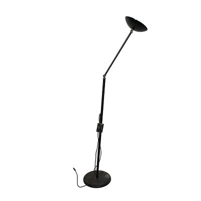 COPPIA DI LAMPADE DA TERRA - COPPIA DI LAMPADE DA TERRA color oro e nero in metallo in stile 