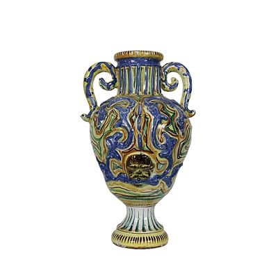 GRANDE VASO - GRANDE VASO in maiolica policroma con manici sbeccature ed usure del tempo 