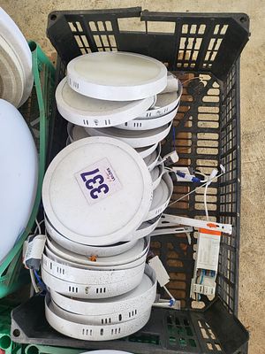 L&acirc;mpada redonda de imbutir no teto. 19 unidades