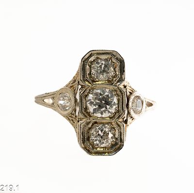 טבעת זהב 18K וינטג' יהלומים טבעיים 0.8 קראט מק"ט I219. טבעת זהב 18K וינטג' יהלומים טבעיים 0.8 