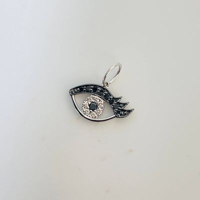 תליון יהלומים טבעיים בצורת עין 0.08 קראט יהלומים שחורים ולבנים צבע F ניקיון VS-SI זהב 14K לבן 