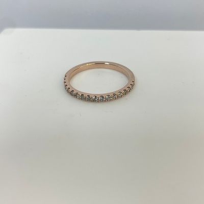 טבעת פס רוז גולד 14K משובצת 0.35 קראט יהלומים טבעיים צבע G נקיון VS מק"ט 489. טבעת פס רוז גולד 