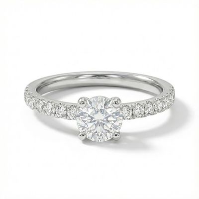 טבעת סוליטר יהלום טבעי 0.93 קראט ושיבוץ יהלומיים טבעיים בצדדים 0.16 קראט צבע E-F ניקיון VS זהב 