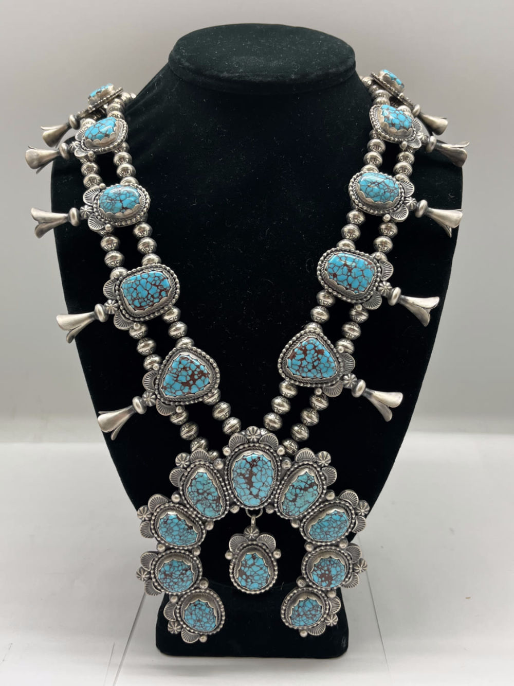 Lot 162: Navajo Ray Bennett AAAA Prince Egyptian Turquoise Squash Blossom