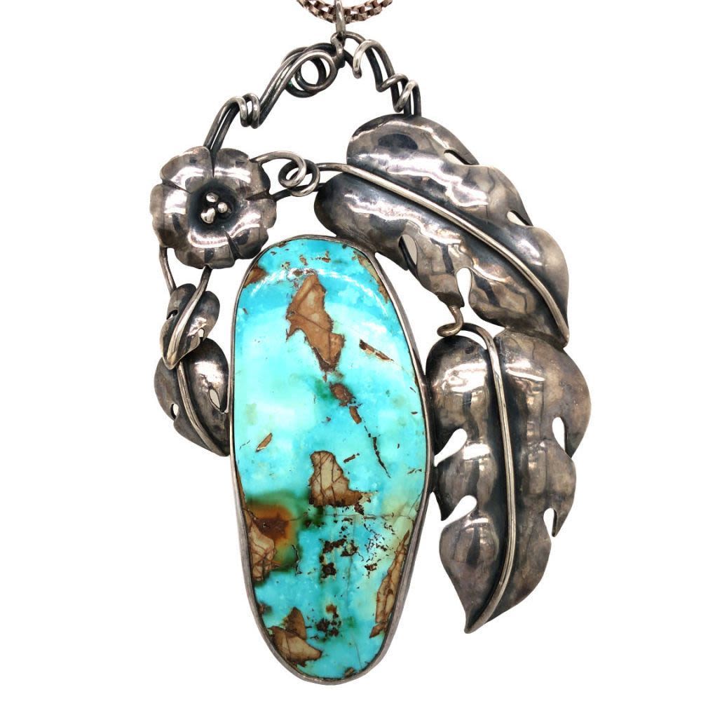 Lot 157: Vintage Royston Turquoise Pendant Necklace