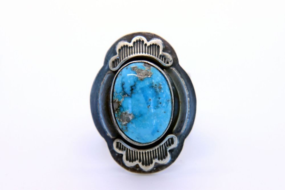 Lot 3: Artist Stanley Parker Blue Ridge Turquoise Ring