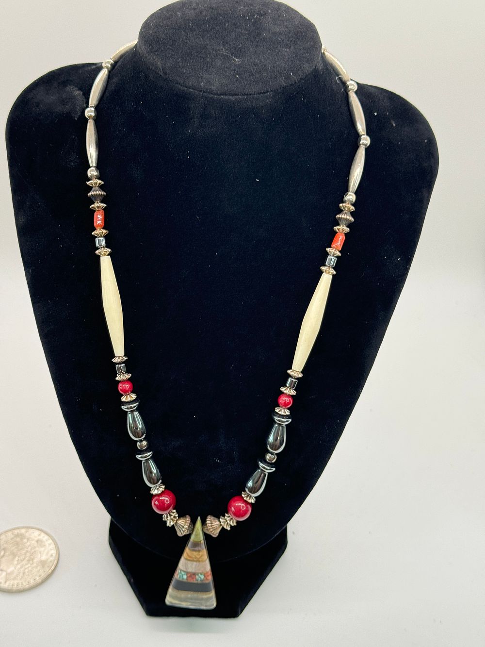 Lot 139: Unique Vintage Pendant Necklace