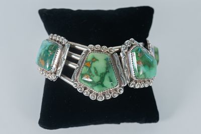 Rare Tyrone Turquoise Cuff Bracelet. Native American Navajo sterling silver cuff bracelet 