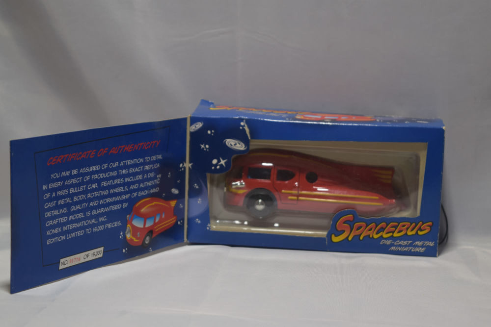 Lot 153: AUTHENTIC SPACEBUS DIE CAST METAL MINIATURE
