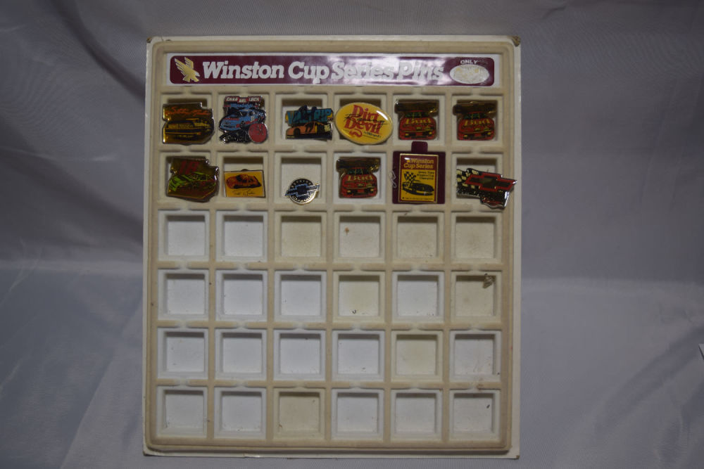 Lot 168: WINSTON CUP SERIES PINS