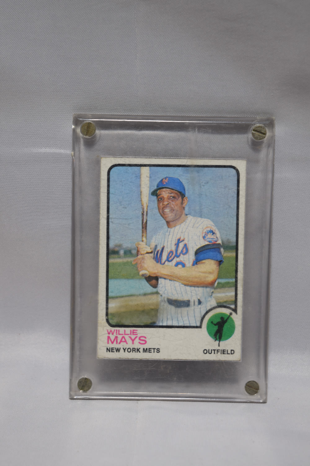 Lot 302: WILLIE MAYS BASEBALL CARD