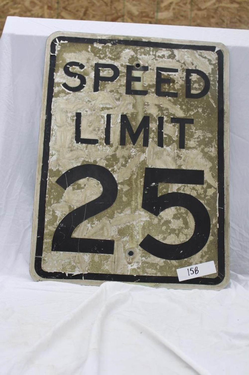 Lot 158: SPEED LIMIT SIGN 18X24