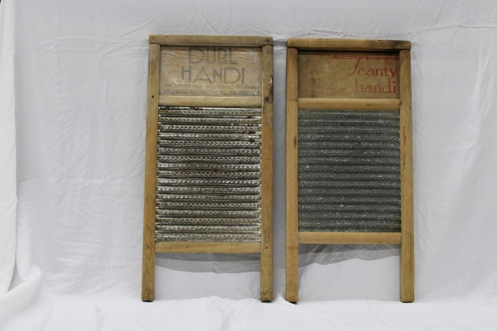 Lot 182: WASHBOARDS
