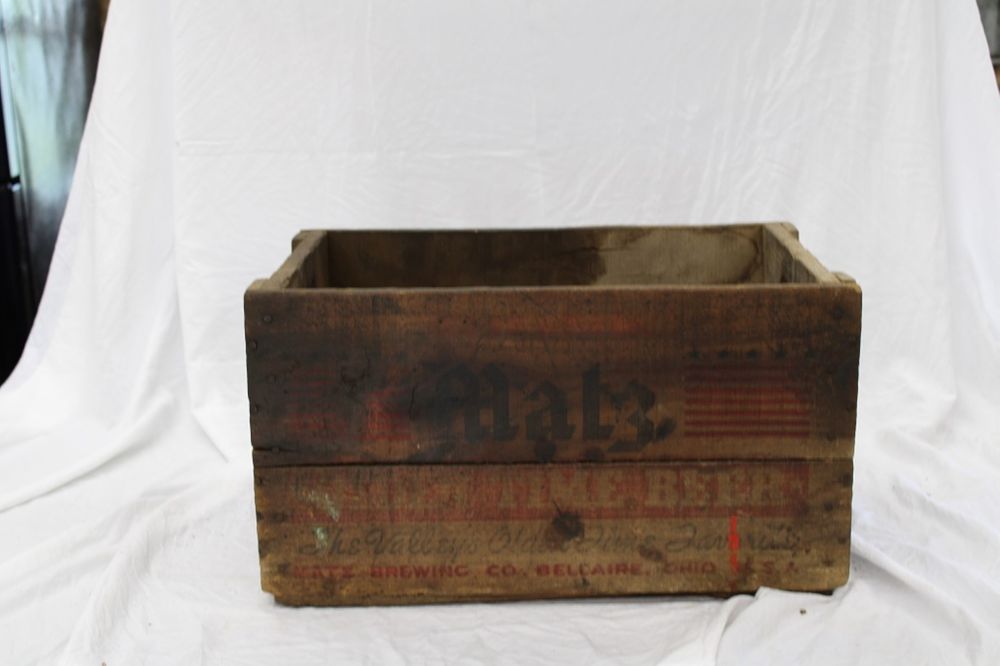 Lot 281: MATZ BEER BELLAIRE OHIO CRATE