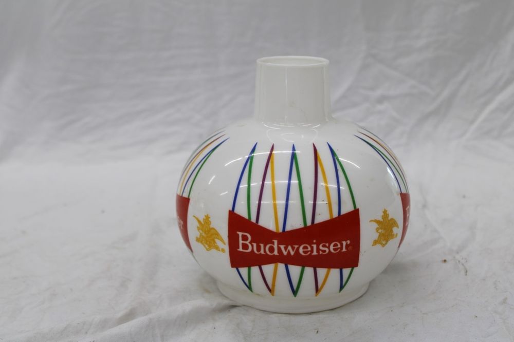 Lot 295: BUDWEISER GLOBE