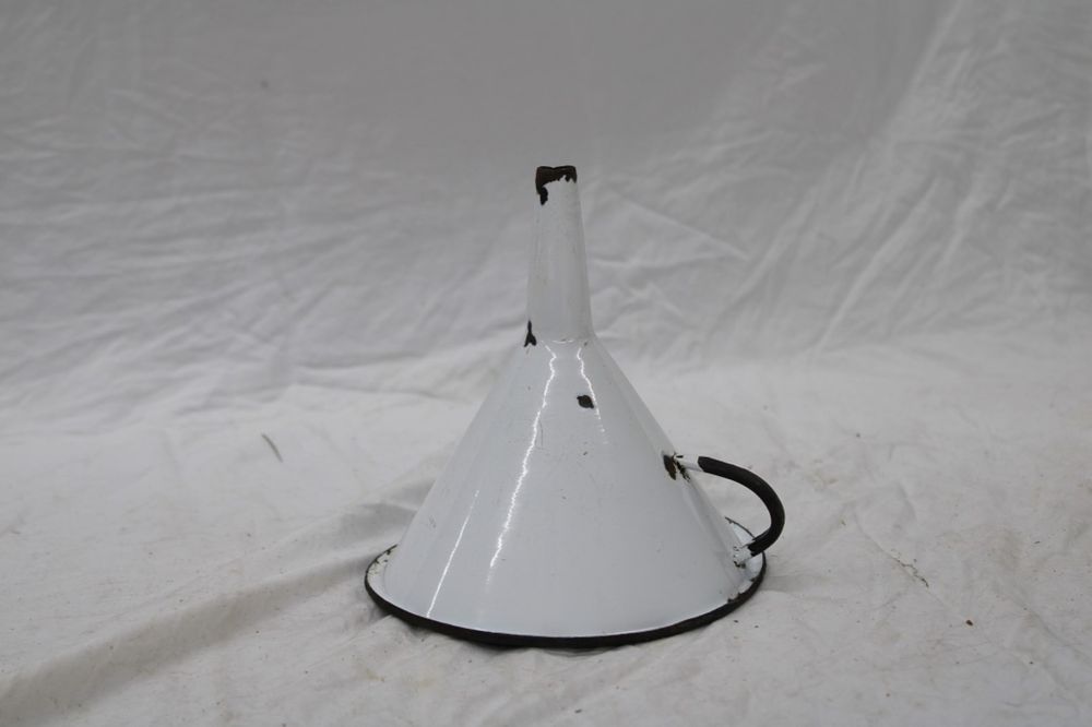 Lot 311: ENAMEL FUNNEL